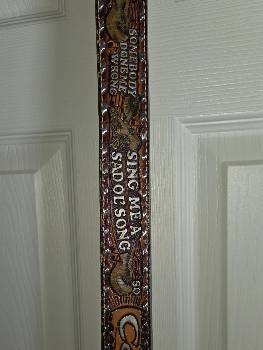 Brazos Joes Belt Co. Country Music Tooled Leather Belt Dark Brown Size 40